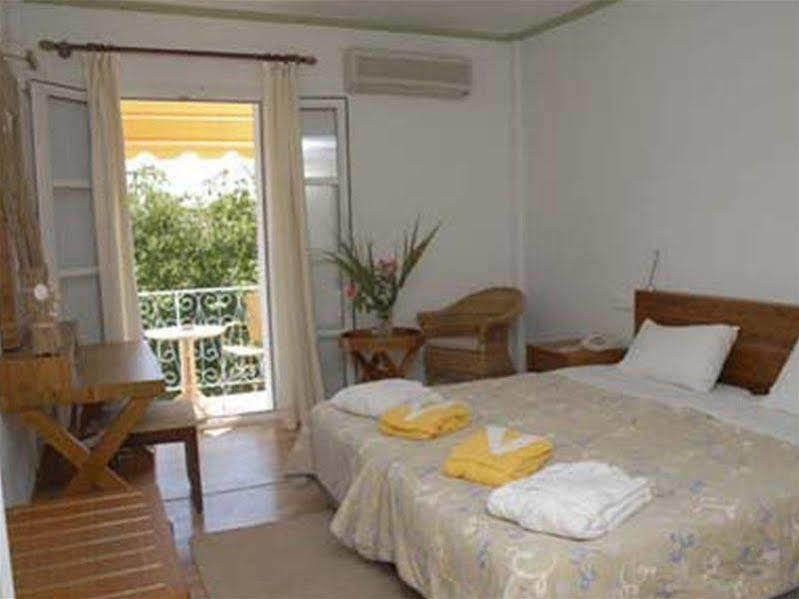 Ionian Princess Suites Hotel Acharavi  Bagian luar foto