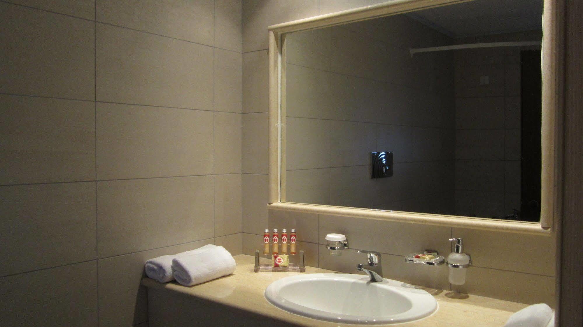 Ionian Princess Suites Hotel Acharavi  Bagian luar foto
