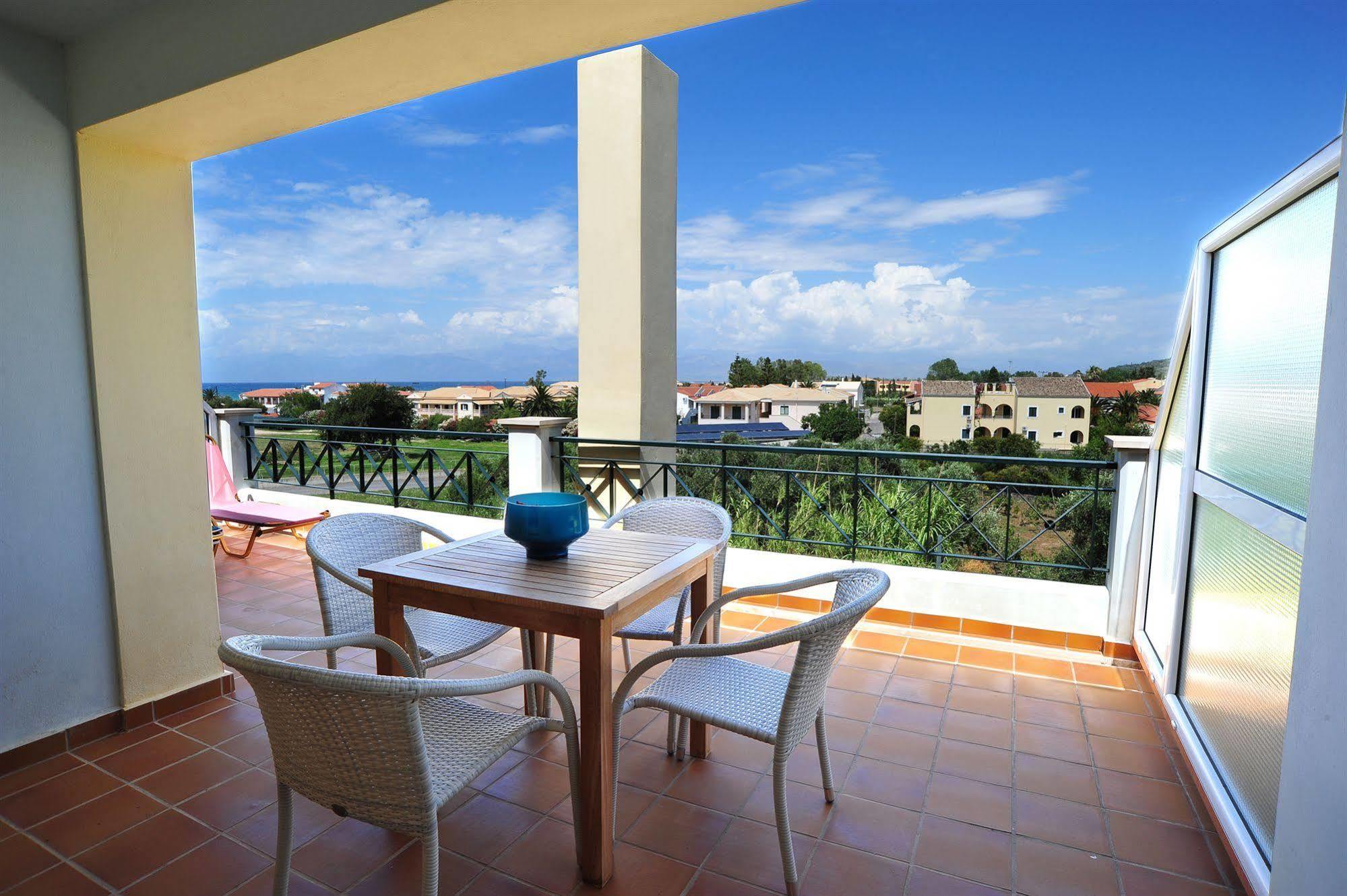 Ionian Princess Suites Hotel Acharavi  Bagian luar foto