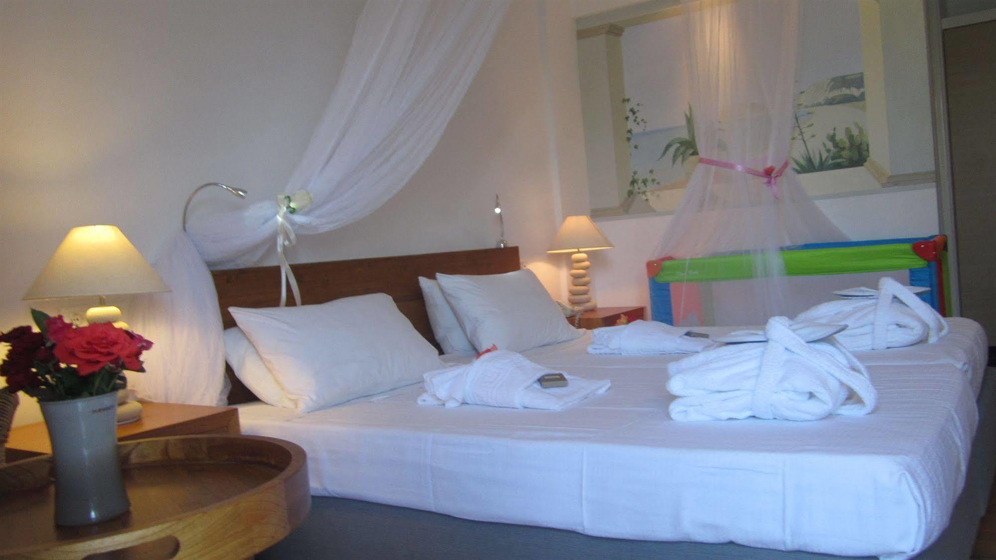 Ionian Princess Suites Hotel Acharavi  Bagian luar foto